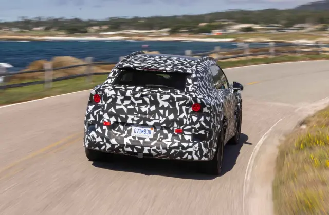Primera toma de contacto con el Mercedes-AMG GT SUV, y así es su zaga.