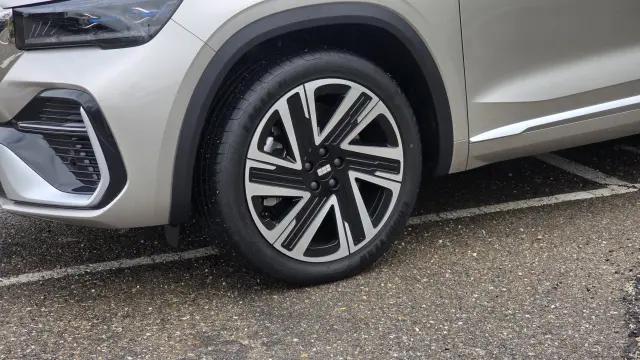 Geely Monjaro EM-i