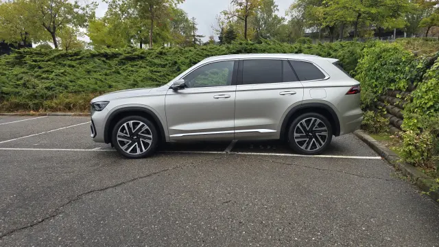 Geely Monjaro EM-i