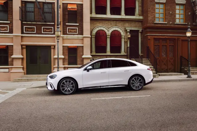 Prueba Mercedes Clase C 400 4MATIC eléctrico