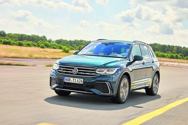 Con el lavado de cara, se eliminó el motor TDI de 240 CV. Las diferencias de potencia con respecto a la versión de 190 CV (posteriormente 200/193 CV) apenas eran perceptibles.