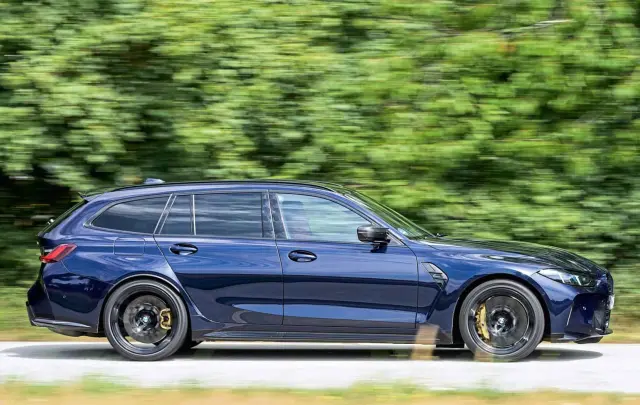 El BMW es más ligero, y sale más rápido de las curvas.