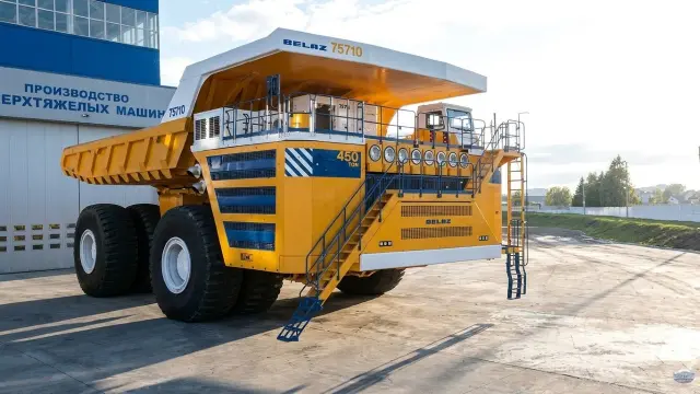 BelAZ 75710, el camión más grande del mundo.